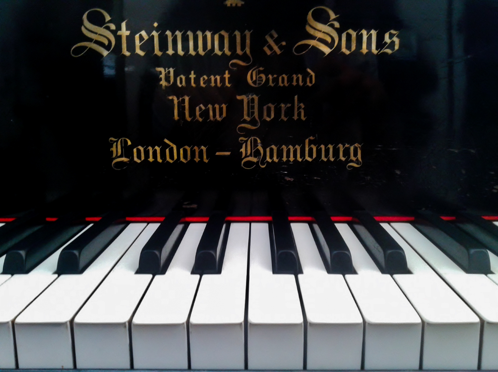 Steinway&Sons Patent Grand: New York, London–Hamburg