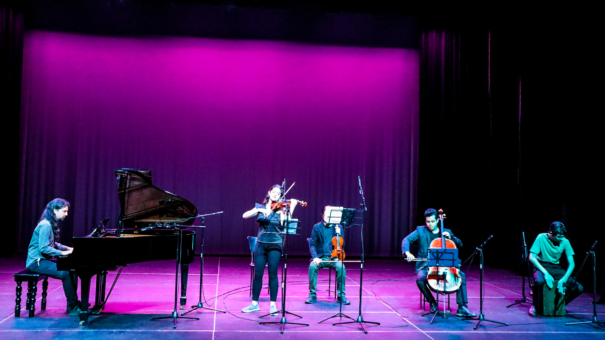 (de izq. a der.) David Elí García, Areli Villanueva, Camilo Tavira, Sergio Santiago y Ricardo Herrera